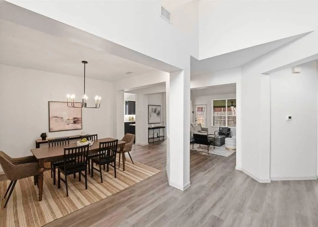 Photo of 5953 Hillview Drive