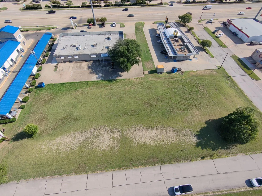 Photo of 5310 Lakeview Parkway