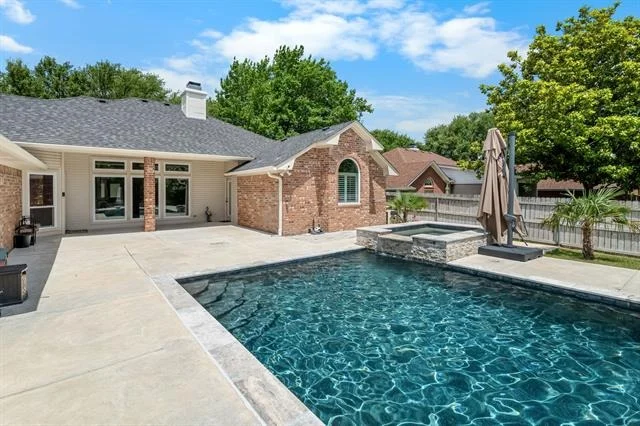 Photo of 1104 Western Ridge Drive