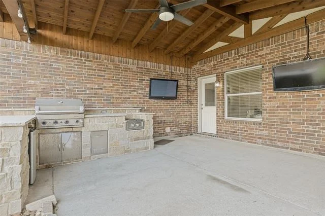 Photo of 1136 Hidden Lakes Way