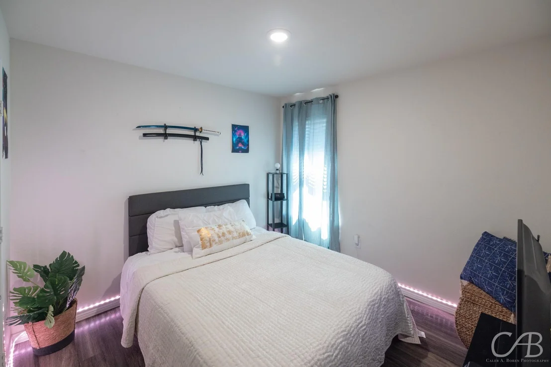 Photo of 7910 Vineyard Drive