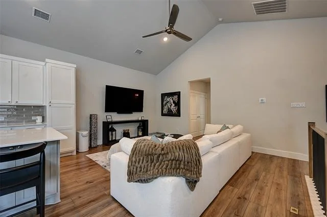 Photo of 1028 Cavour Place