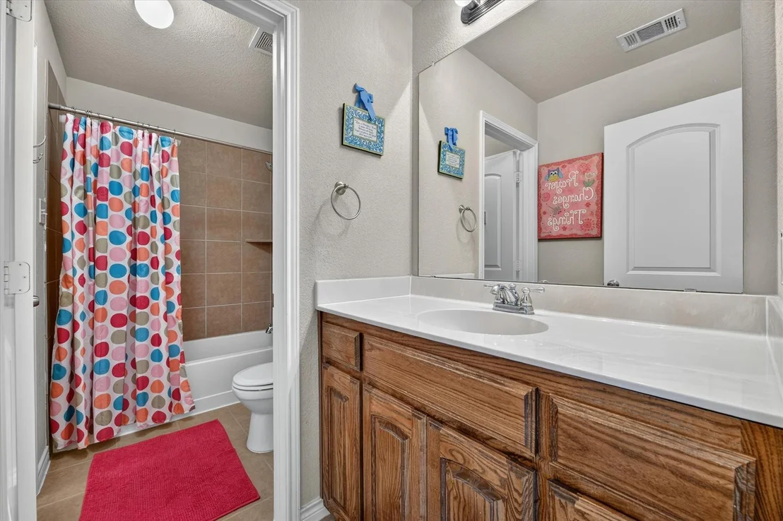 Photo of 759 Peach Lane