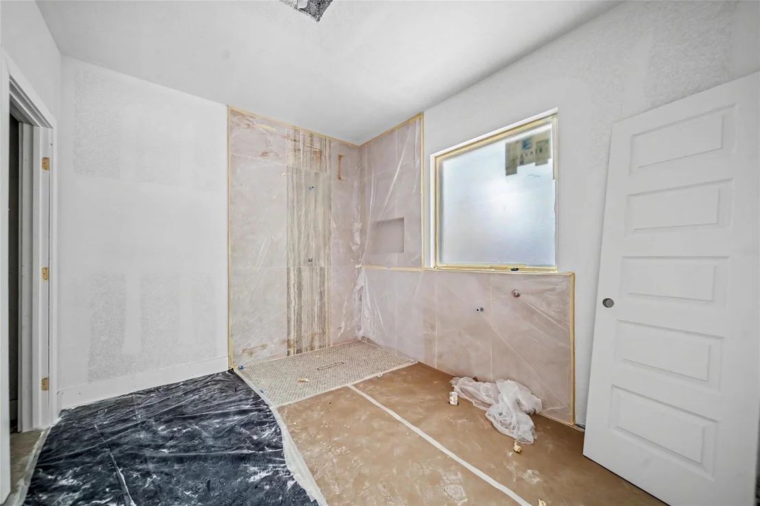 Photo of 511 Armstrong Road