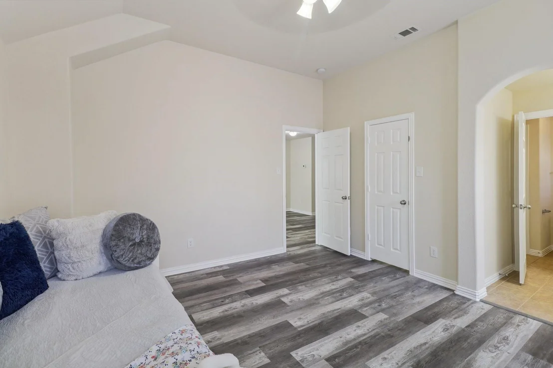 Photo of 6207 Weaver Drive