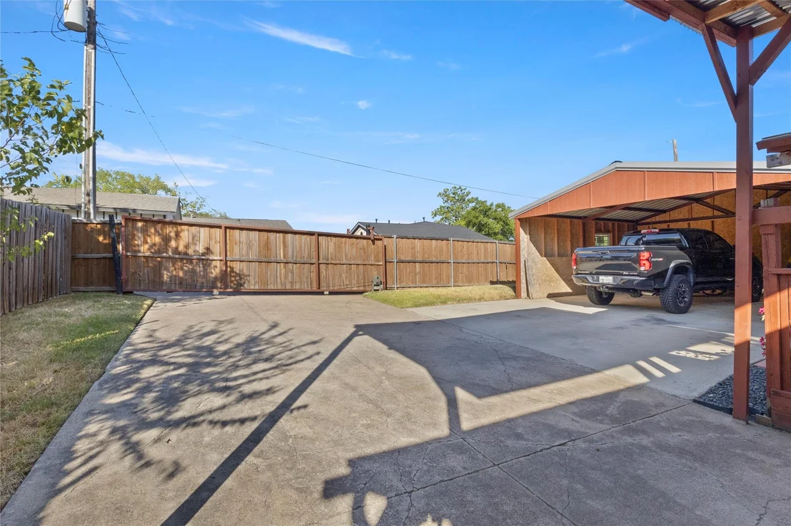 Photo of 1646 Savage Drive