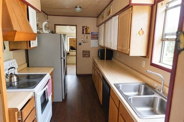 Photo of 124 W Cedar Lane