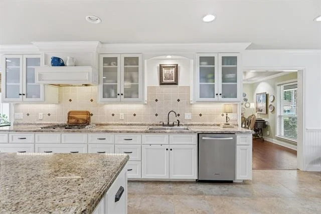 Photo of 8229 Columbia Drive