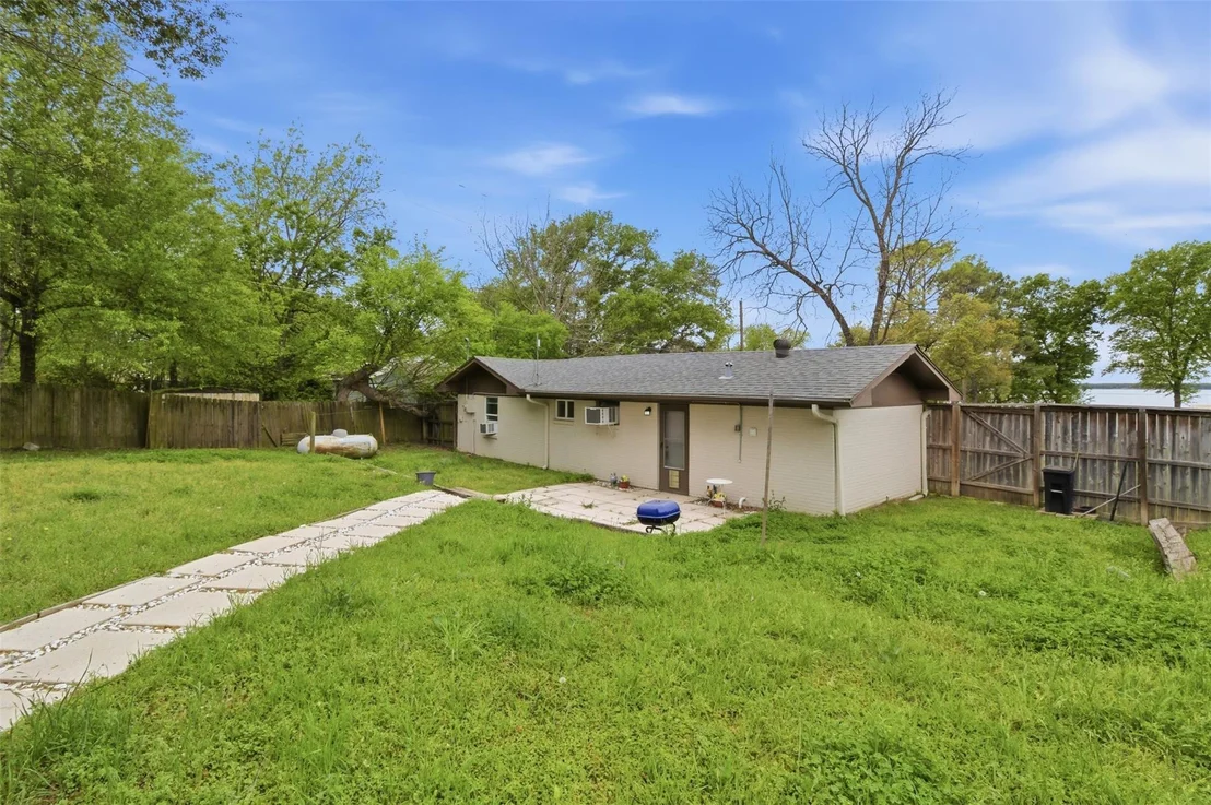 Photo of 7408 Scenic Drive