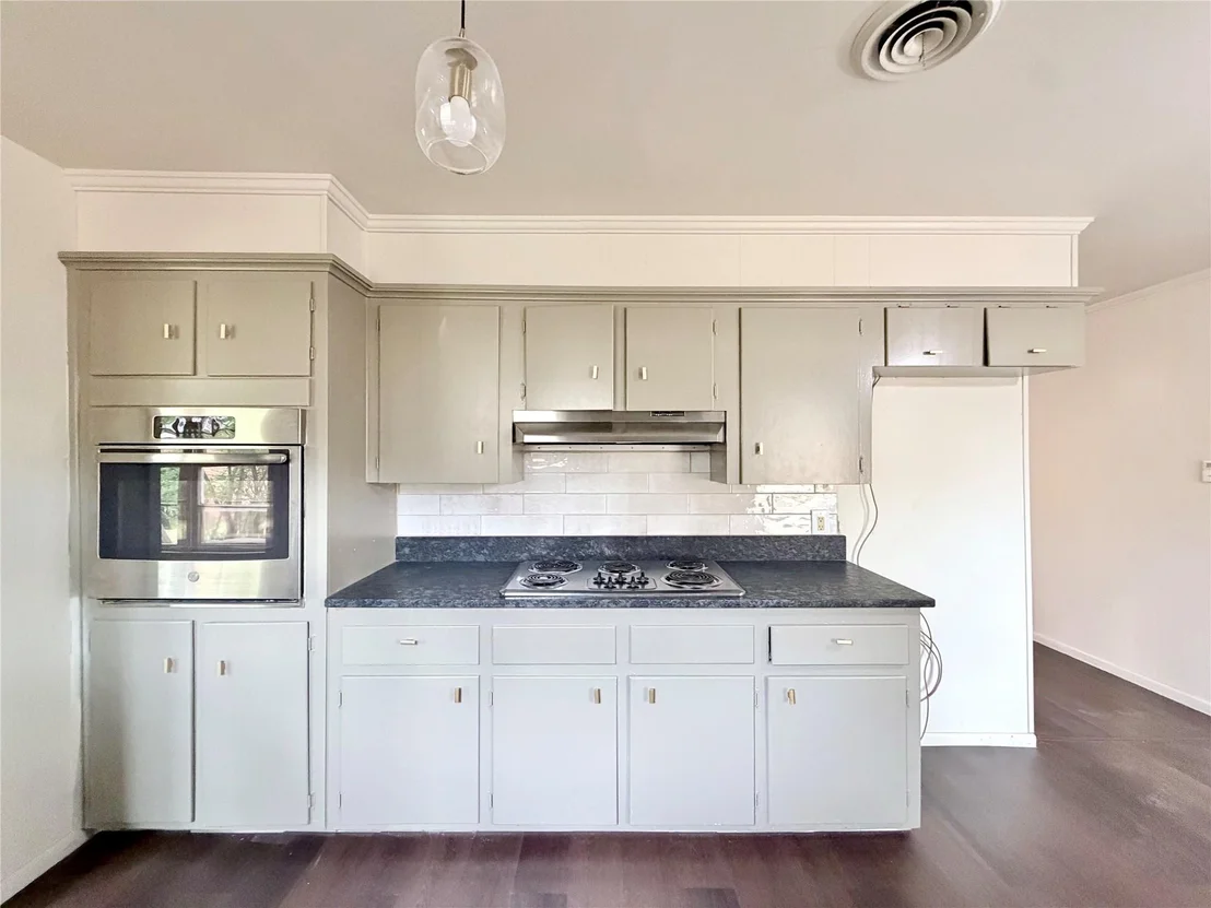 Photo of 2248 Crescent Drive