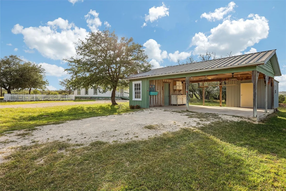Photo of 13471 Cedar Valley Road