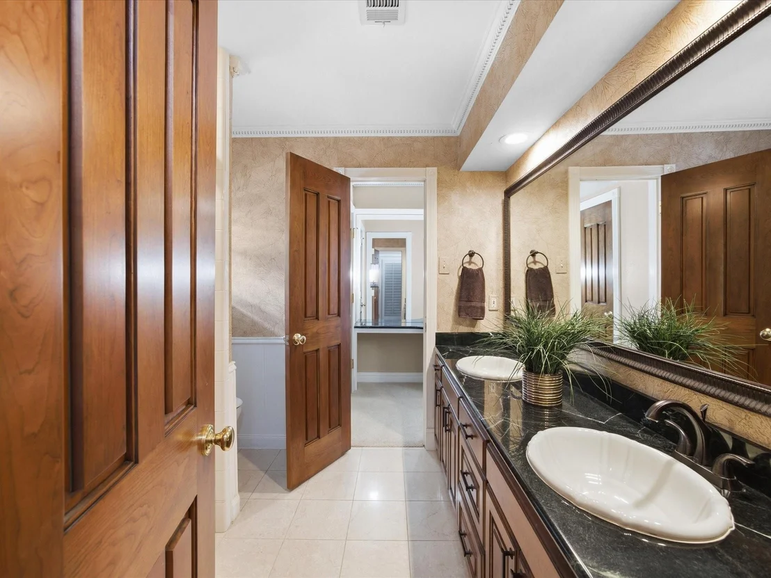 Photo of 625 Estates Drive