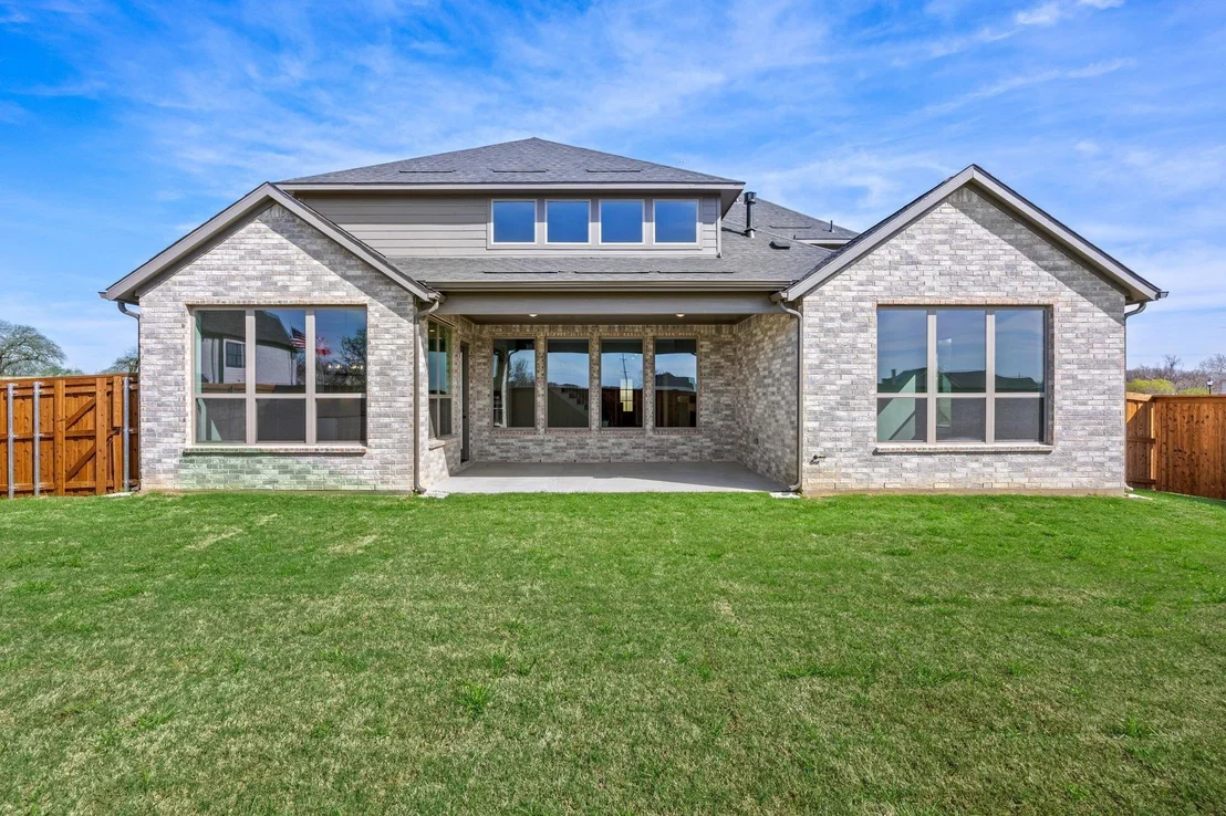 Photo of 10020 Cresent Drive