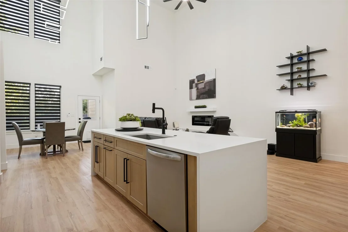 Photo of 4215 Canada Drive
