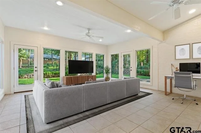 Photo of 1620 Brookhollow Drive