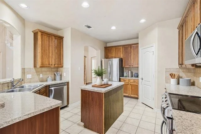 Photo of 1244 Catherine Lane