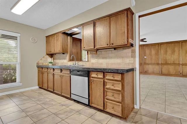 Photo of 216 Treetop Lane