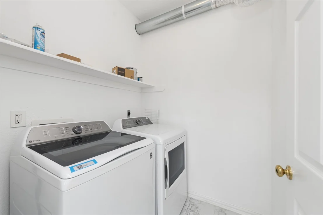 Photo of 937 Parker Drive