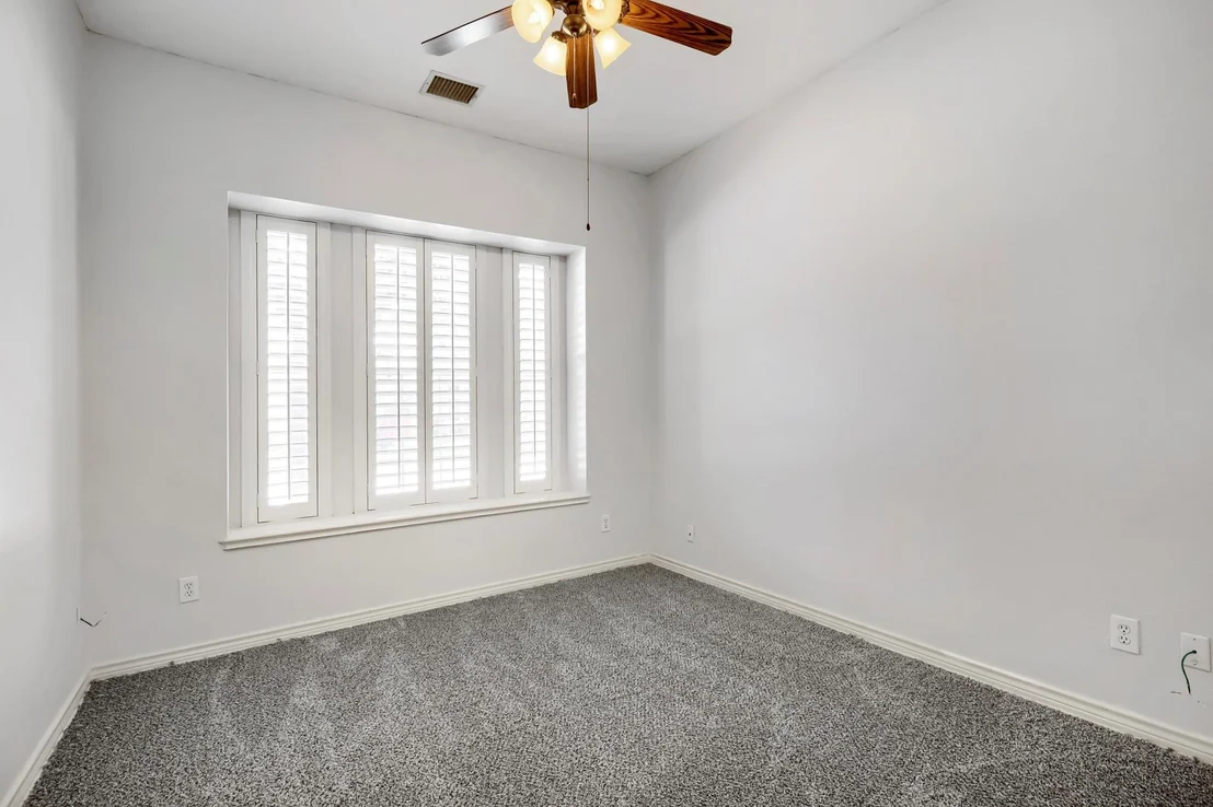 Photo of 8622 Forest Glen Drive