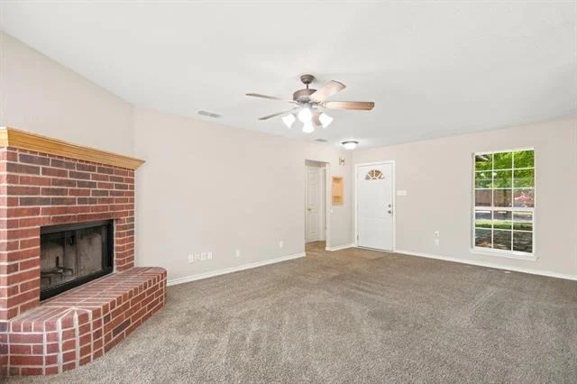 Photo of 613 N Avenue D