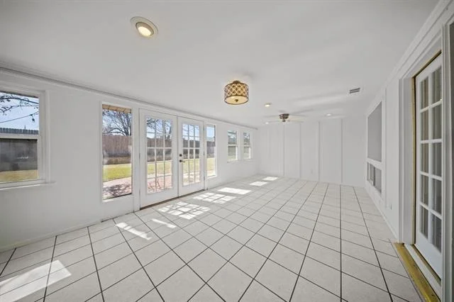 Photo of 203 Oak Forest Trail