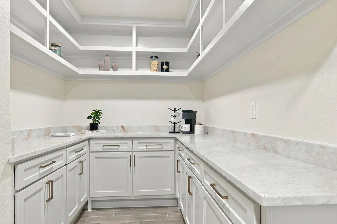 Photo of 717 Redwing Drive