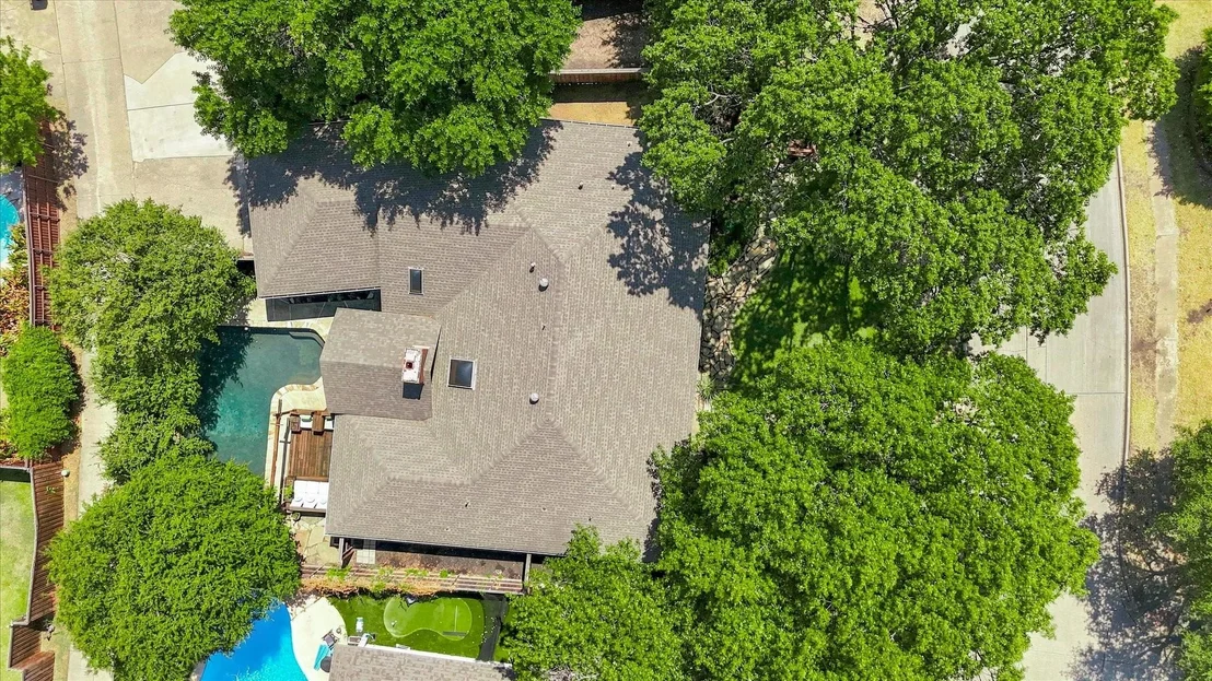 Photo of 2525 Eucalyptus Drive