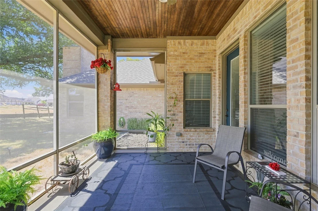 Photo of 6909 Westover Drive