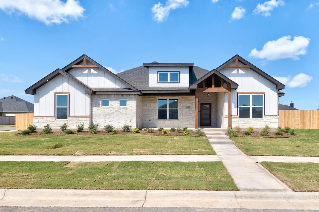Photo of 6618 Beals Creek Drive