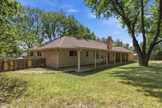 Photo of 5709 Silver Lake Circle