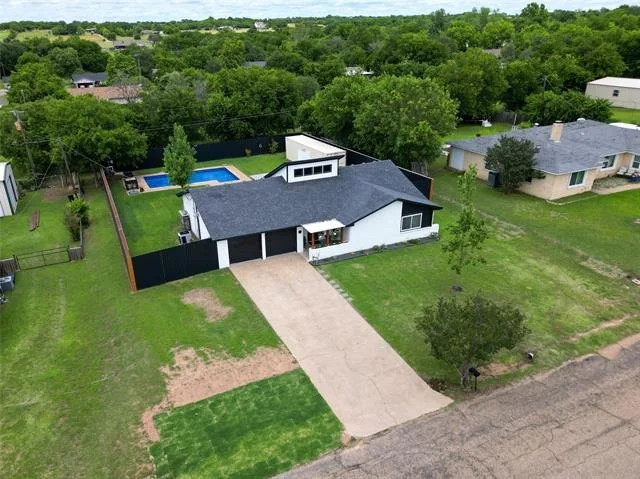 Photo of 139 Moses Manor Drive