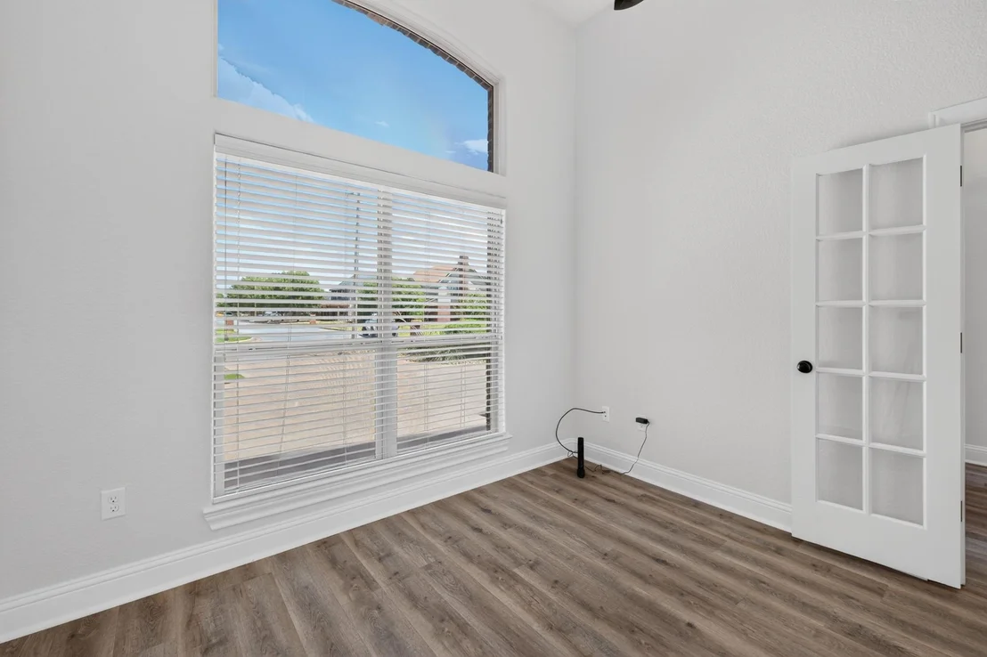 Photo of 3409 White Oaks Drive