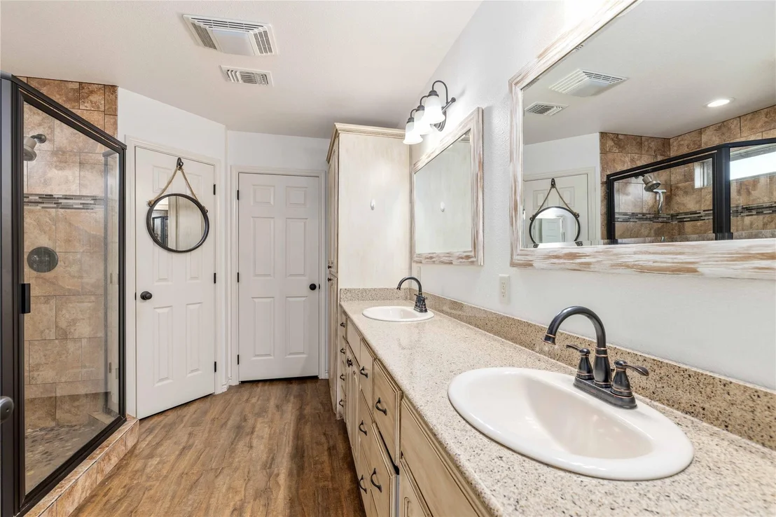 Photo of 205 Briarcrest