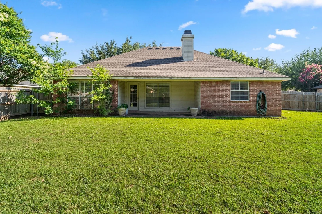 Photo of 1005 Cheyenne Trail
