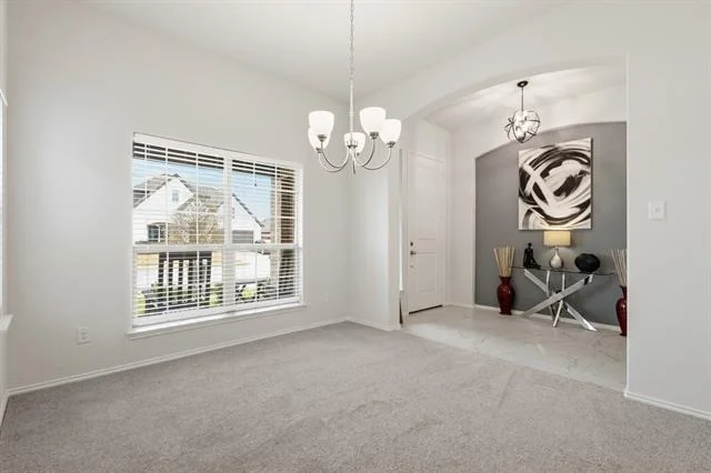 Photo of 908 Madeline Lane