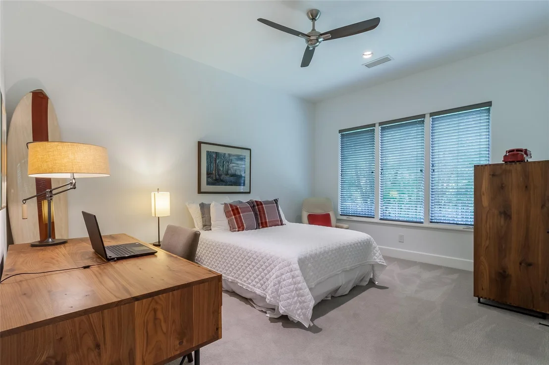 Photo of 341 Devon Drive