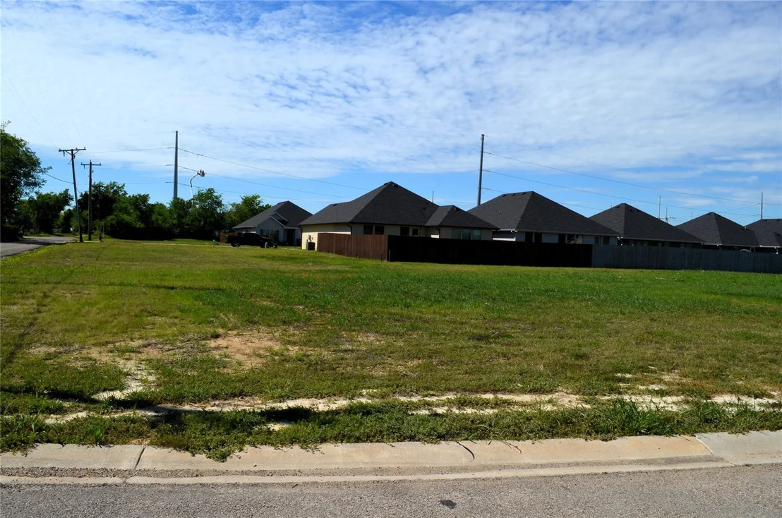 Photo of 303 Preston Road