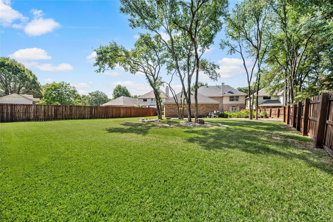 Photo of 1607 Forest Bend Lane