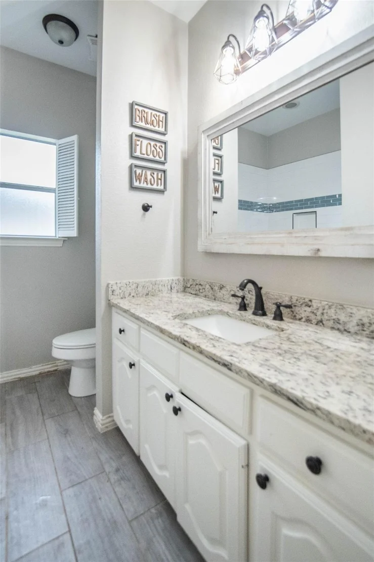 Photo of 1393 W Alamosa Drive