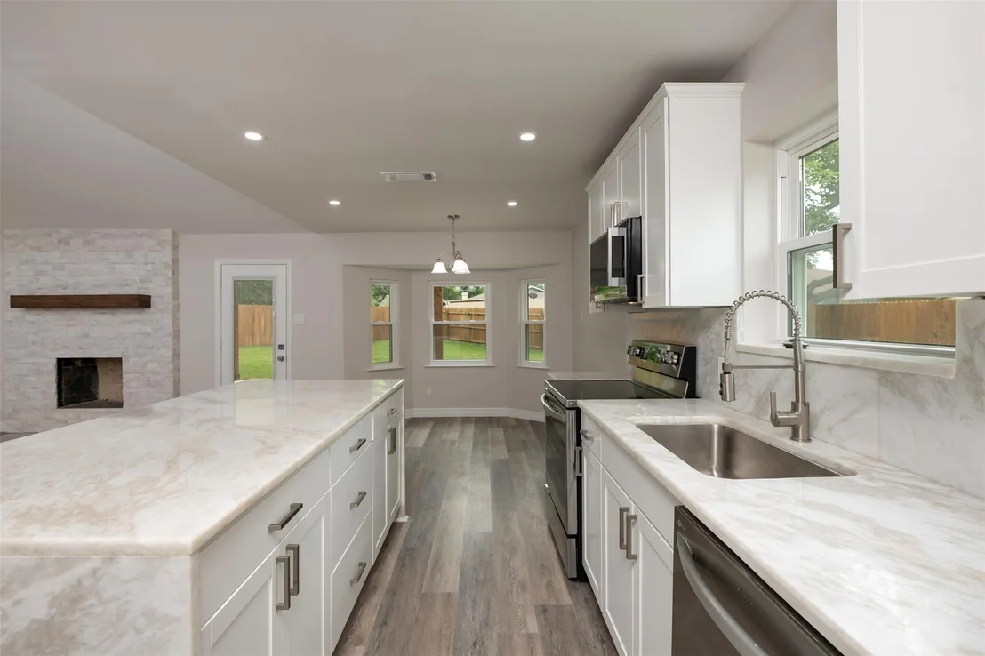 Photo of 314 Sixpence Lane