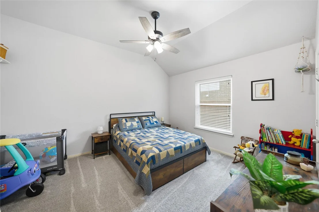 Photo of 1003 Killian Drive