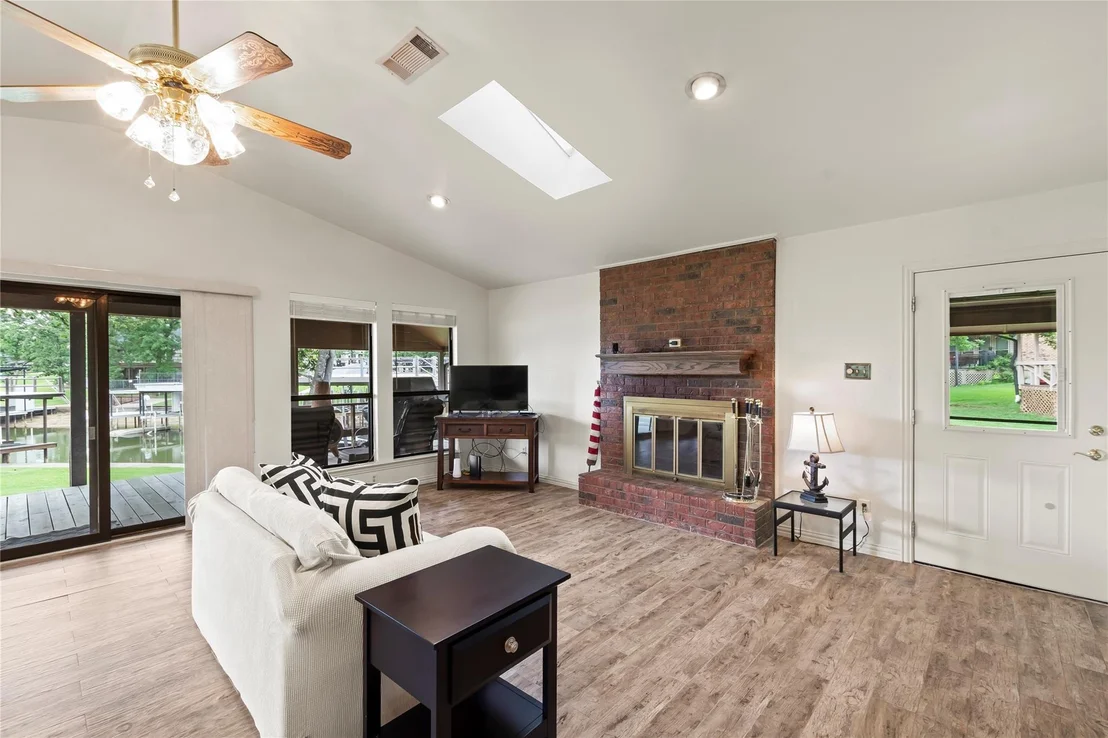 Photo of 1524 Villa Cove Drive