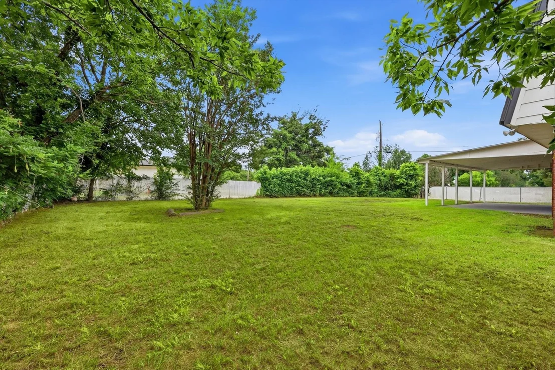 Photo of 300 Leighton Drive