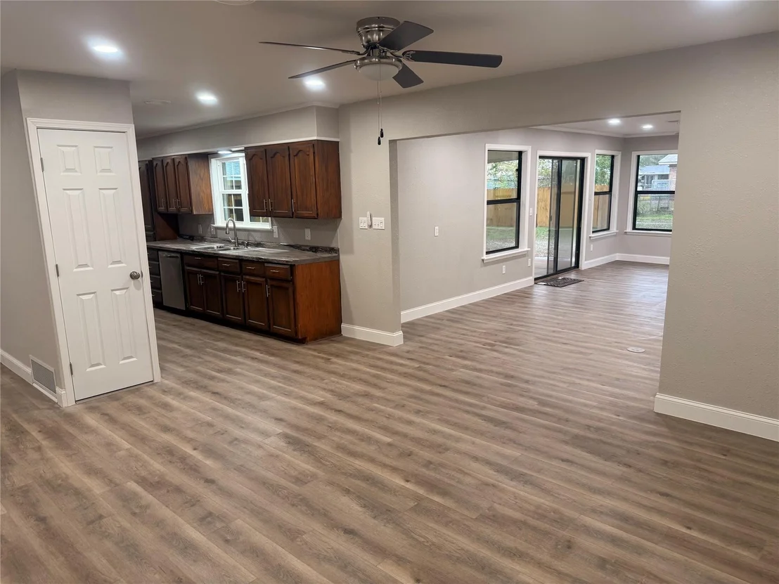 Photo of 112 Myrtle Dr