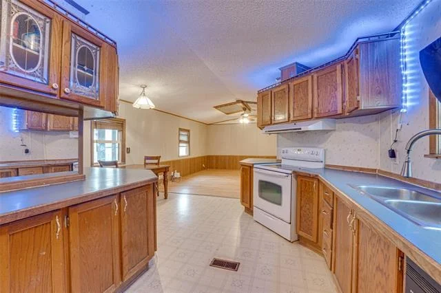 Photo of 6147 County Road 437