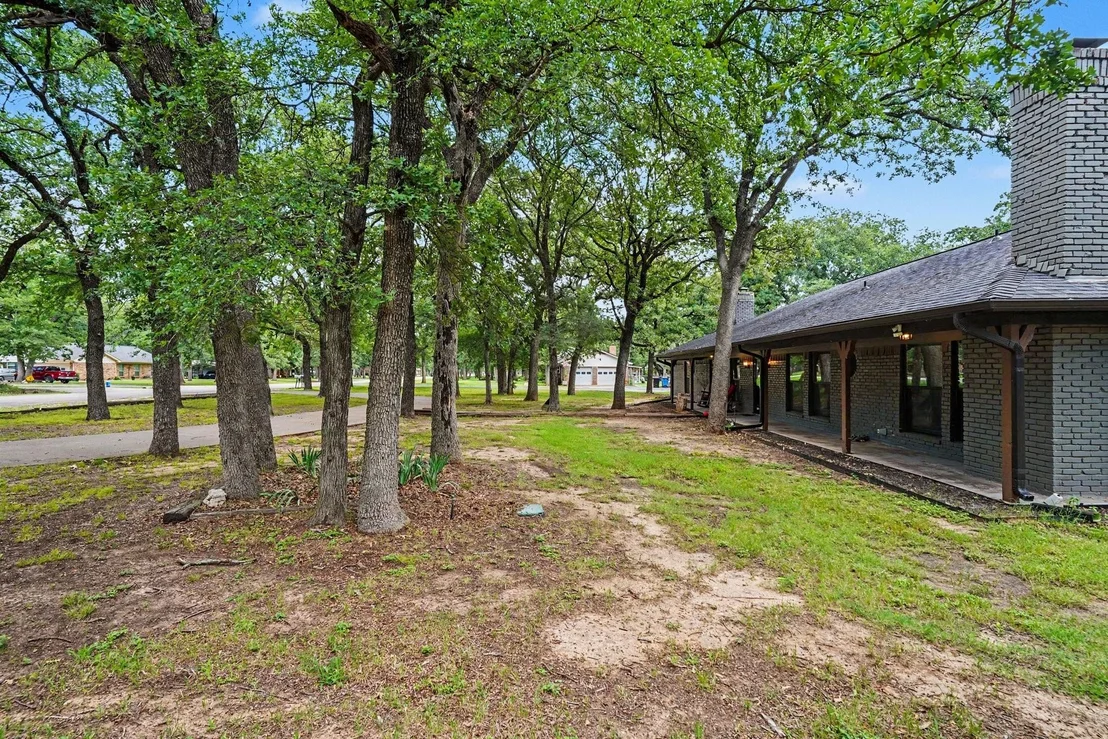 Photo of 1908 Thousand Oaks Drive