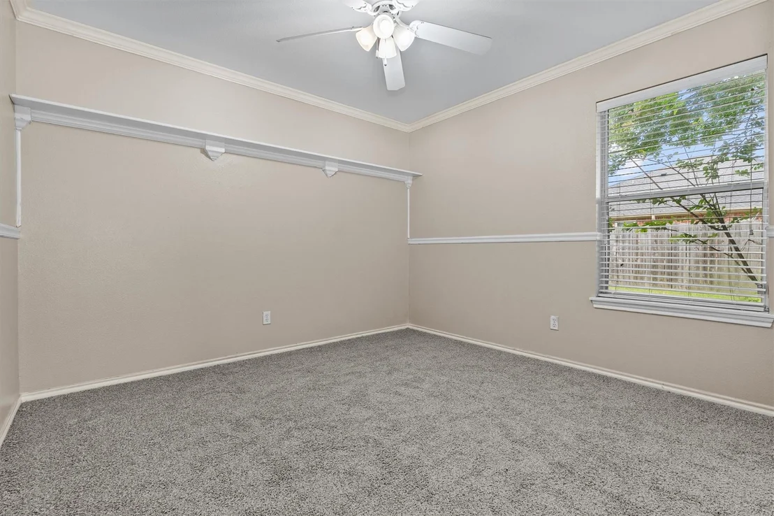 Photo of 833 Greenwood Circle