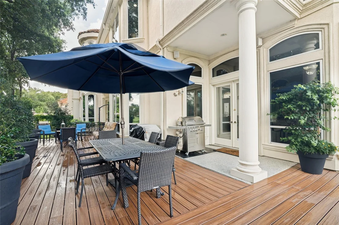 Photo of 5528 Gleneagles Drive