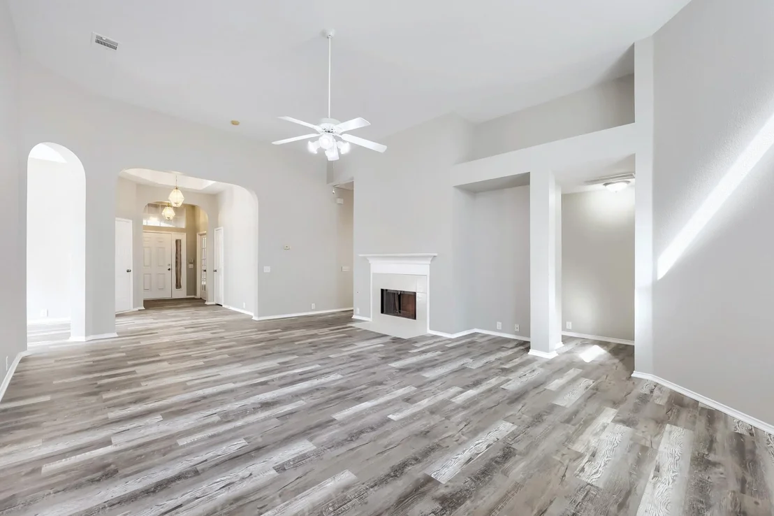 Photo of 605 Oakbrook Drive