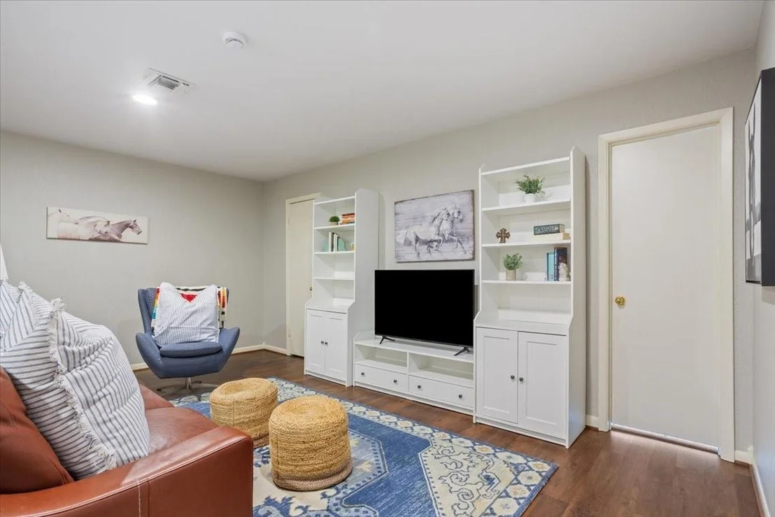 Photo of 2424 Richards Drive